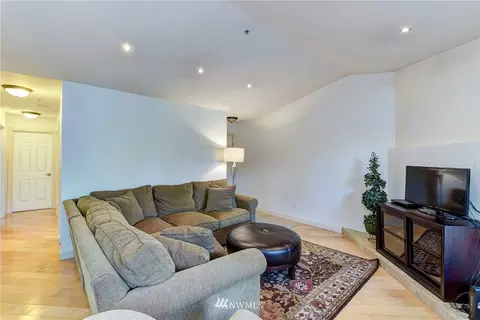 18930 Bothell Everett Hwy #E302, Bothell, WA 98012 photo 5