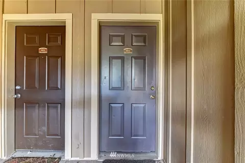 18930 Bothell Everett Hwy #E302, Bothell, WA 98012 photo 3