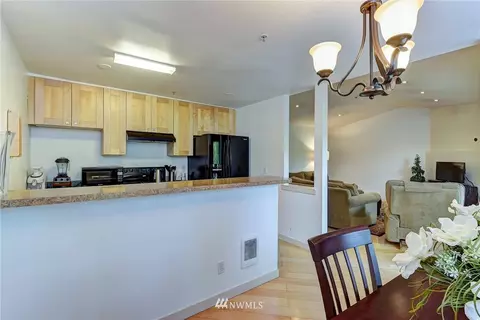18930 Bothell Everett Hwy #E302, Bothell, WA 98012 photo 11