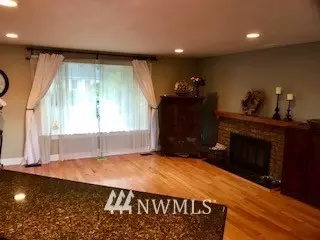 630 216 Th St SW, Bothell, WA 98021 photo 3