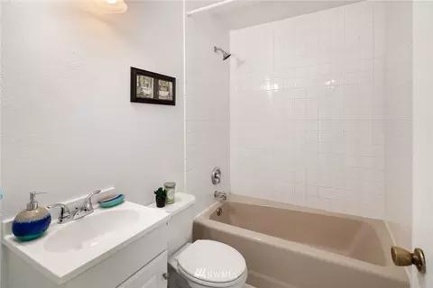 19 213th St SW, Bothell, WA 98021 photo 18