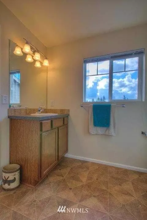 1739 180th Street Ct E, Spanaway, WA 98387 photo 10
