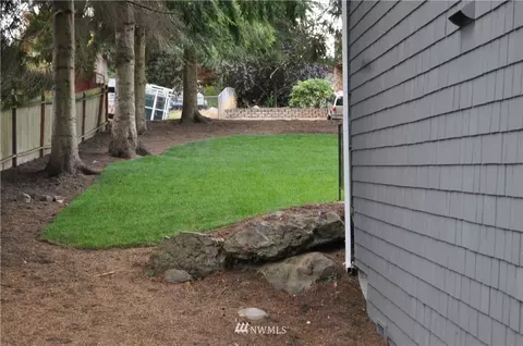 8523 Vistarama Ave, Everett, WA 98208 photo 4