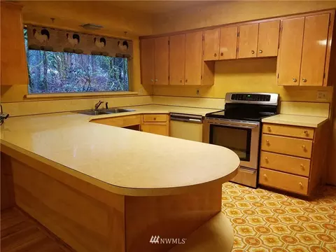 349 Carlon Loop Rd, Longview, WA 98632 photo 11
