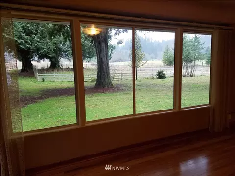 349 Carlon Loop Rd, Longview, WA 98632 photo 8