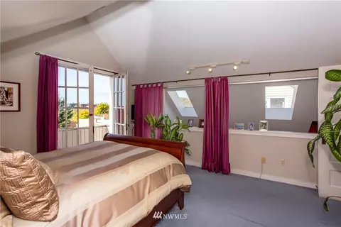 401 11th Ave E, Seattle, WA 98102 photo 14