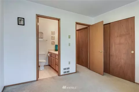 12017 Alexander Rd, Everett, WA 98204 photo 24