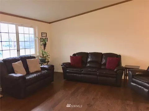 445 E Othello St, Othello, WA 99344 photo 5