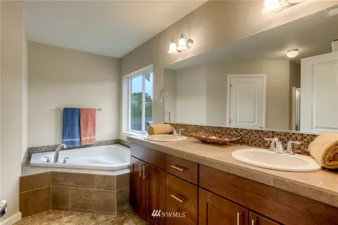 20320 19th Ave E, Spanaway, WA 98387 photo 18