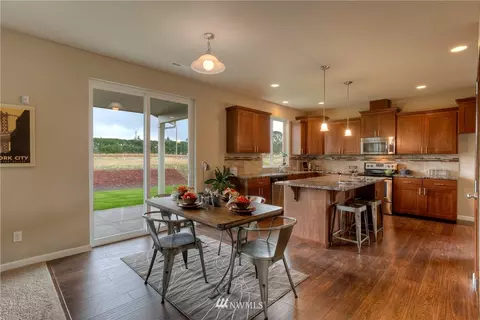 20320 19th Ave E, Spanaway, WA 98387 photo 9