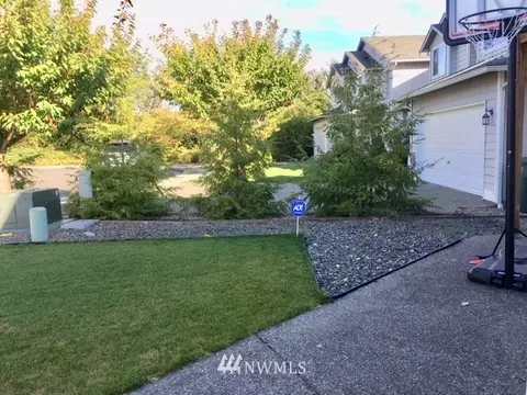 9823 10th Pl W, Everett, WA 98204 photo 2