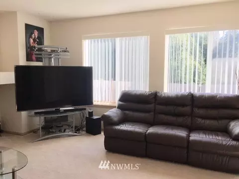 9823 10th Pl W, Everett, WA 98204 photo 10