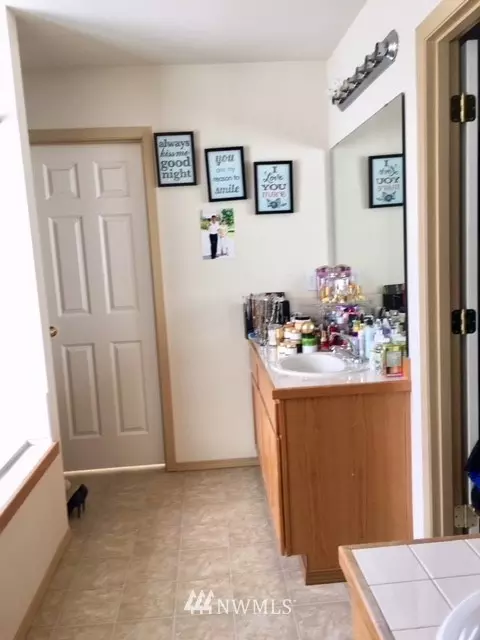 9823 10th Pl W, Everett, WA 98204 photo 19