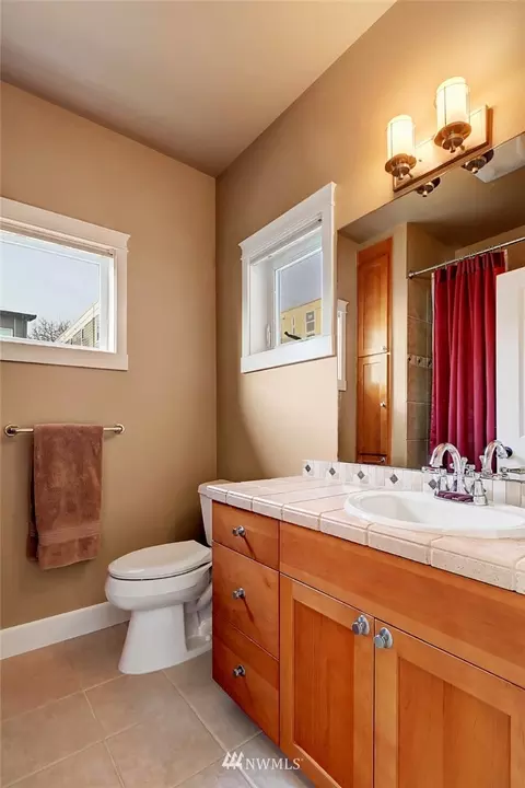 219 24th Ave E, Seattle, WA 98112 photo 20