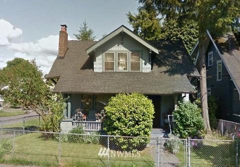 4536 Eastern Ave N, Seattle, WA 98103 photo 1