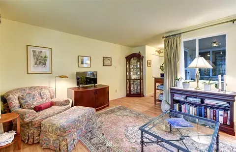 10121 NE 186th St, Bothell, WA 98011 photo 5