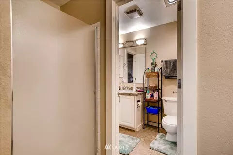 412 Center Rd #B9, Everett, WA 98204 photo 7