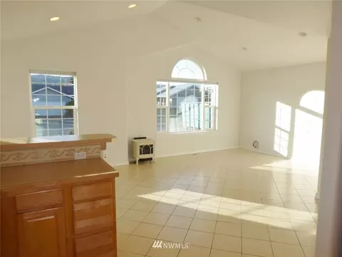 952 E Willow St, Sequim, WA 98382 photo 7