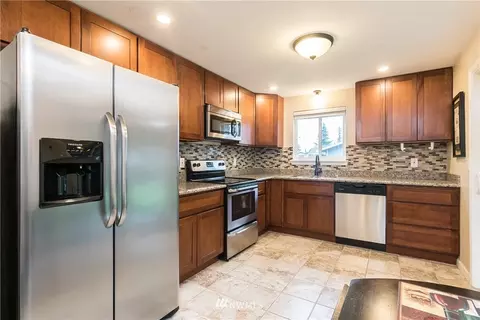 17104 18th Ave E, Spanaway, WA 98387 photo 8