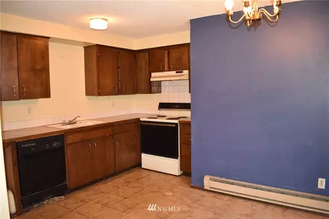 1121 113th St SW, Everett, WA 98204 photo 13