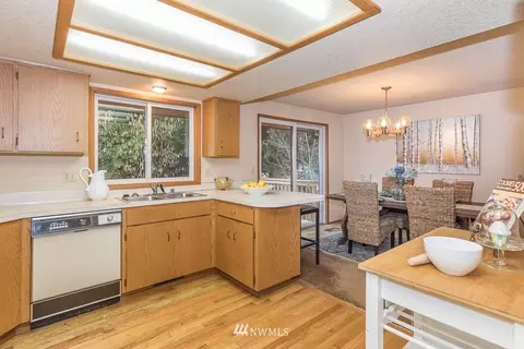 10906 30th Dr SE, Everett, WA 98208 photo 8