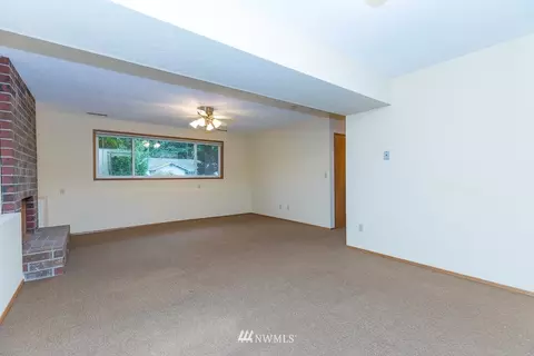 10906 30th Dr SE, Everett, WA 98208 photo 15