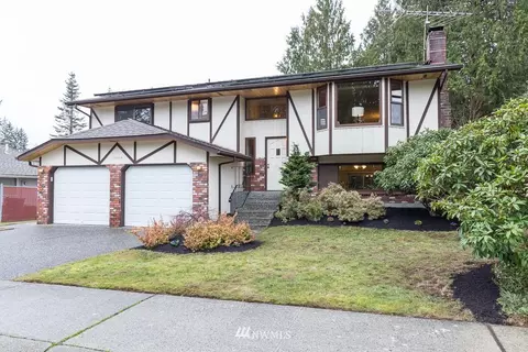 10906 30th Dr SE, Everett, WA 98208 photo 1