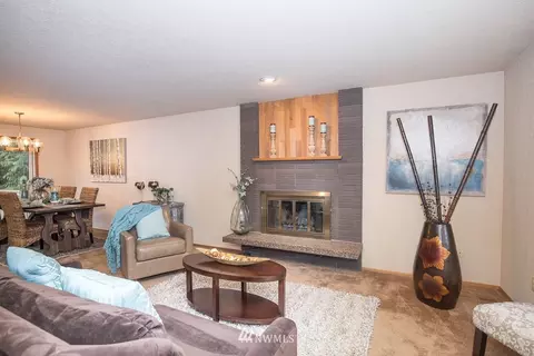 10906 30th Dr SE, Everett, WA 98208 photo 3