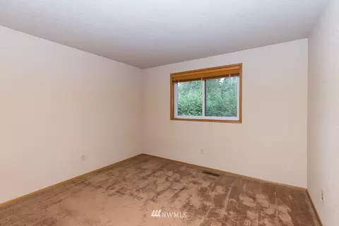 10906 30th Dr SE, Everett, WA 98208 photo 12