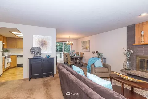 10906 30th Dr SE, Everett, WA 98208 photo 4