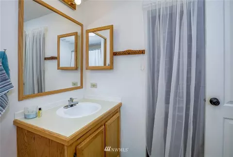 4855 G Loop Rd, Bow, WA 98232 photo 11