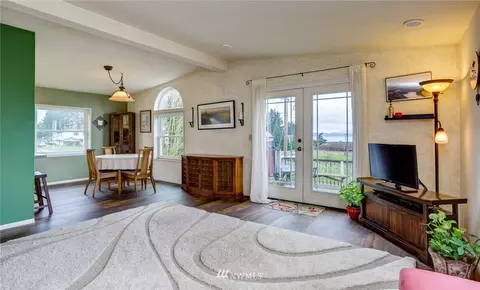 4855 G Loop Rd, Bow, WA 98232 photo 4