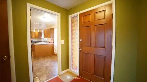 9228 Goblin Ln, Everett, WA 98208 photo 7