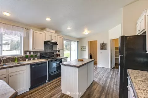 165 Triopha Ln, Sequim, WA 98382 photo 13