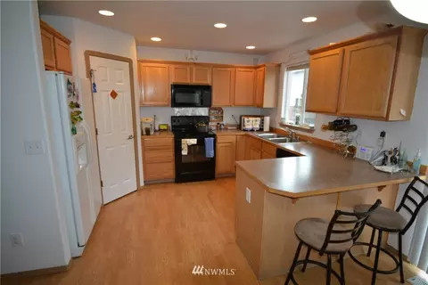 11505 23rd Pl W, Everett, WA 98204 photo 4