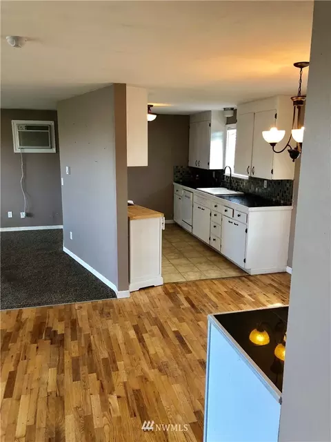 1356 E Cedar, Othello, WA 99344 photo 4