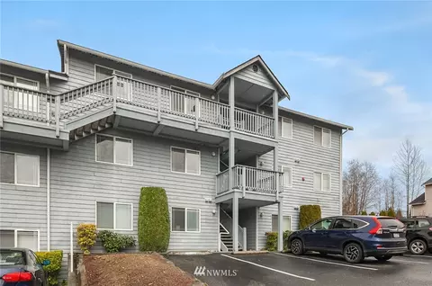9727 18th Ave W #B303, Everett, WA 98204 photo 1