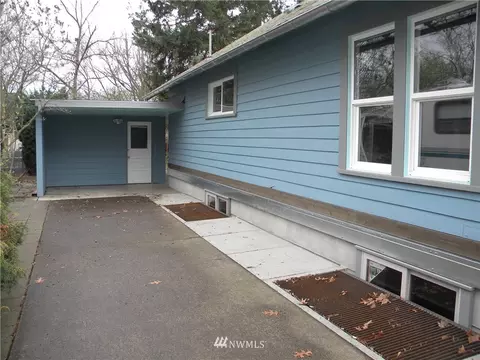 626 E Maple St, Walla Walla, WA 99362 photo 2