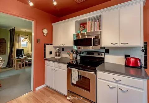 716 E St, Centralia, WA 98531 photo 4