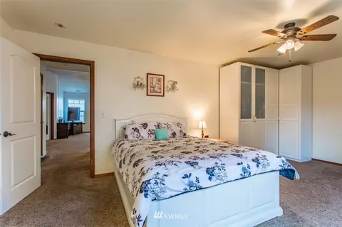 907 Riddell Ave NE, Orting, WA 98360 photo 17