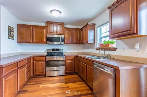 907 Riddell Ave NE, Orting, WA 98360 photo 11