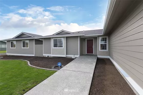 60 Peterson St, Sequim, WA 98382 photo 2