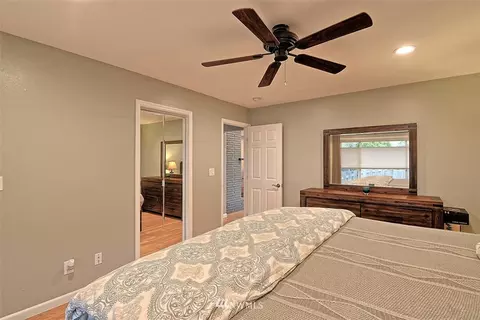 2330 E Grand Ave, Everett, WA 98201 photo 12