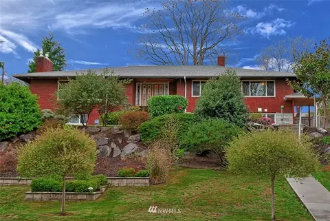 2330 E Grand Ave, Everett, WA 98201 photo 1