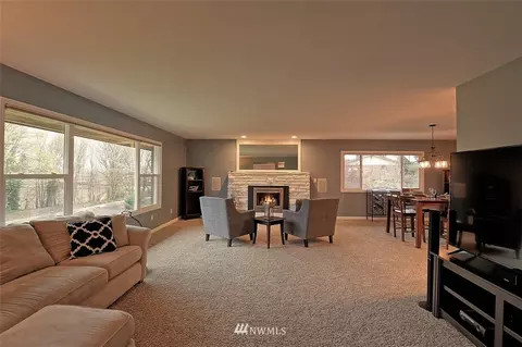 2330 E Grand Ave, Everett, WA 98201 photo 5