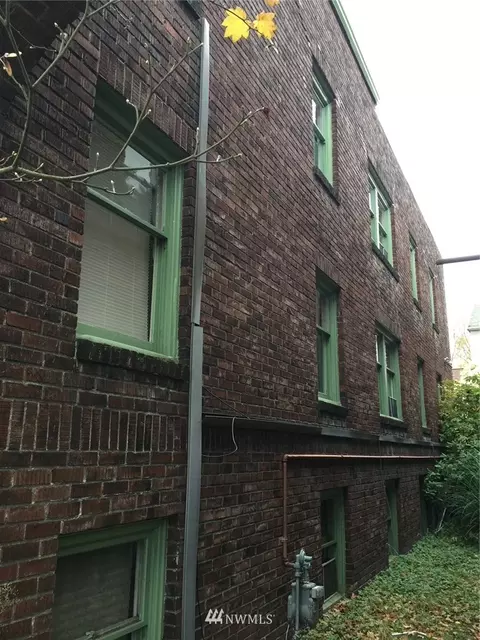 726 10th Ave E, Seattle, WA 98102 photo 3