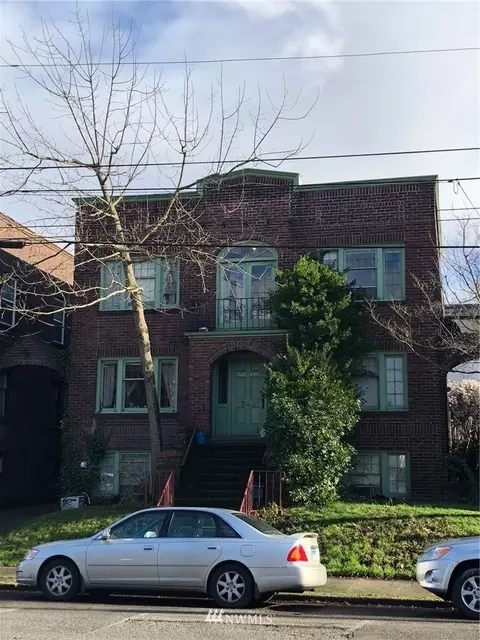 726 10th Ave E, Seattle, WA 98102 photo 1