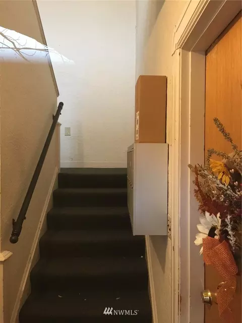 726 10th Ave E, Seattle, WA 98102 photo 17