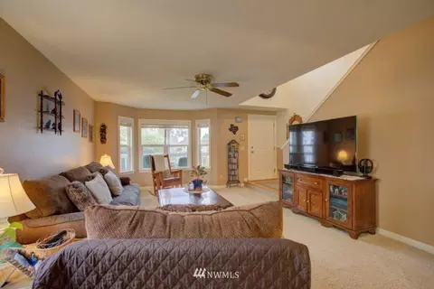 1000 Bathke Ave, Enumclaw, WA 98022 photo 3