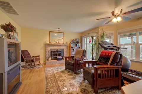 1000 Bathke Ave, Enumclaw, WA 98022 photo 5